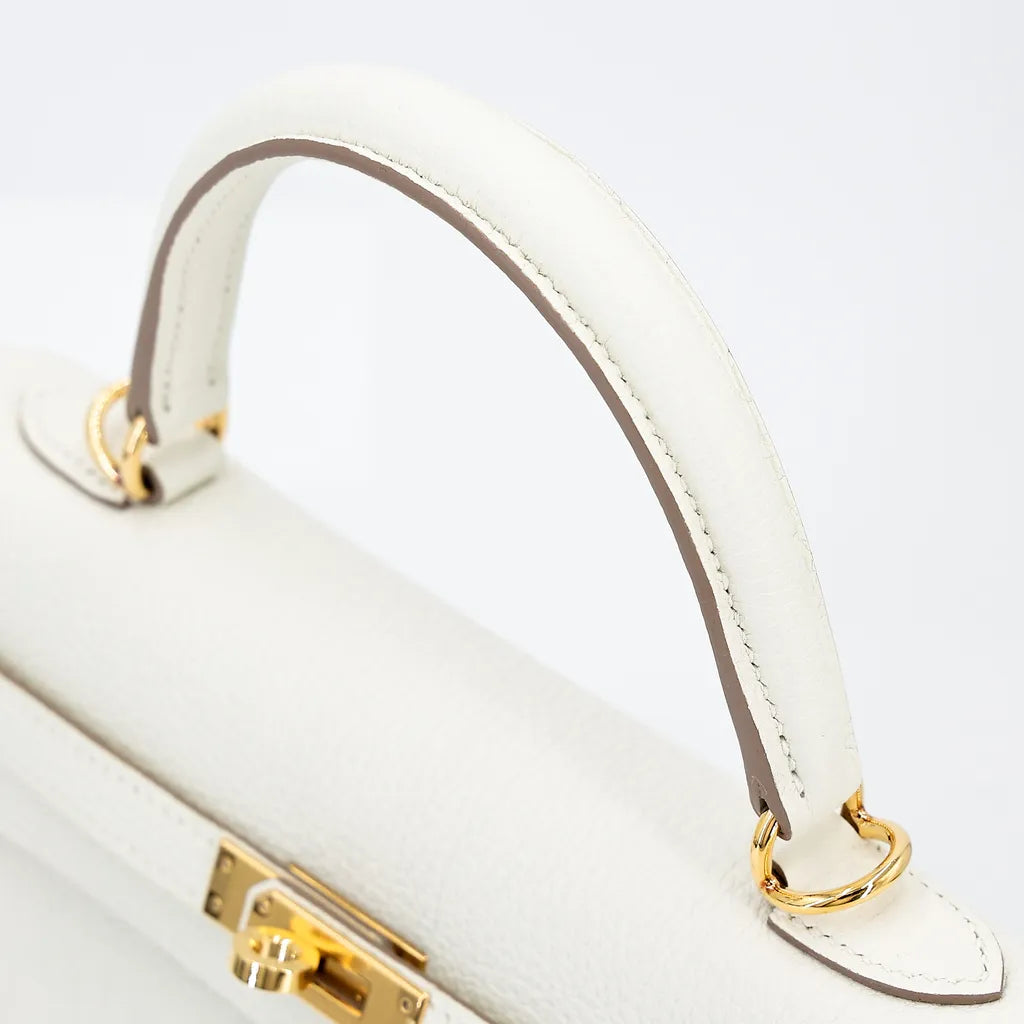 HERMÈS Kelly 25 Mushroom (0T) Togo Gold hardware B (2023)