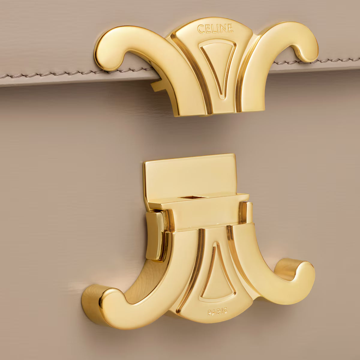 Celine TEEN TRIOMPHE BAG IN shiny calfskin 2025