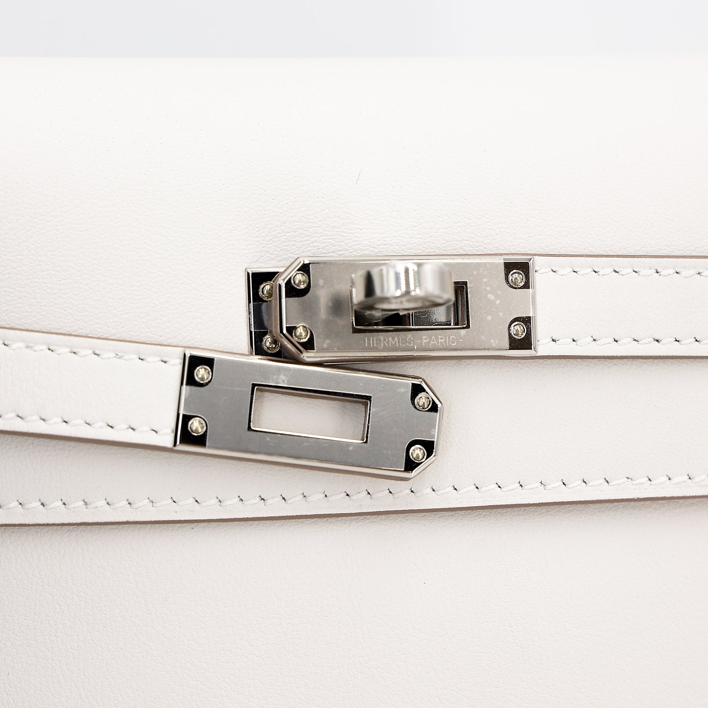 HERMÈS Kelly Danse Gris Pale (M4) Swift Palladium hardware W (2024)