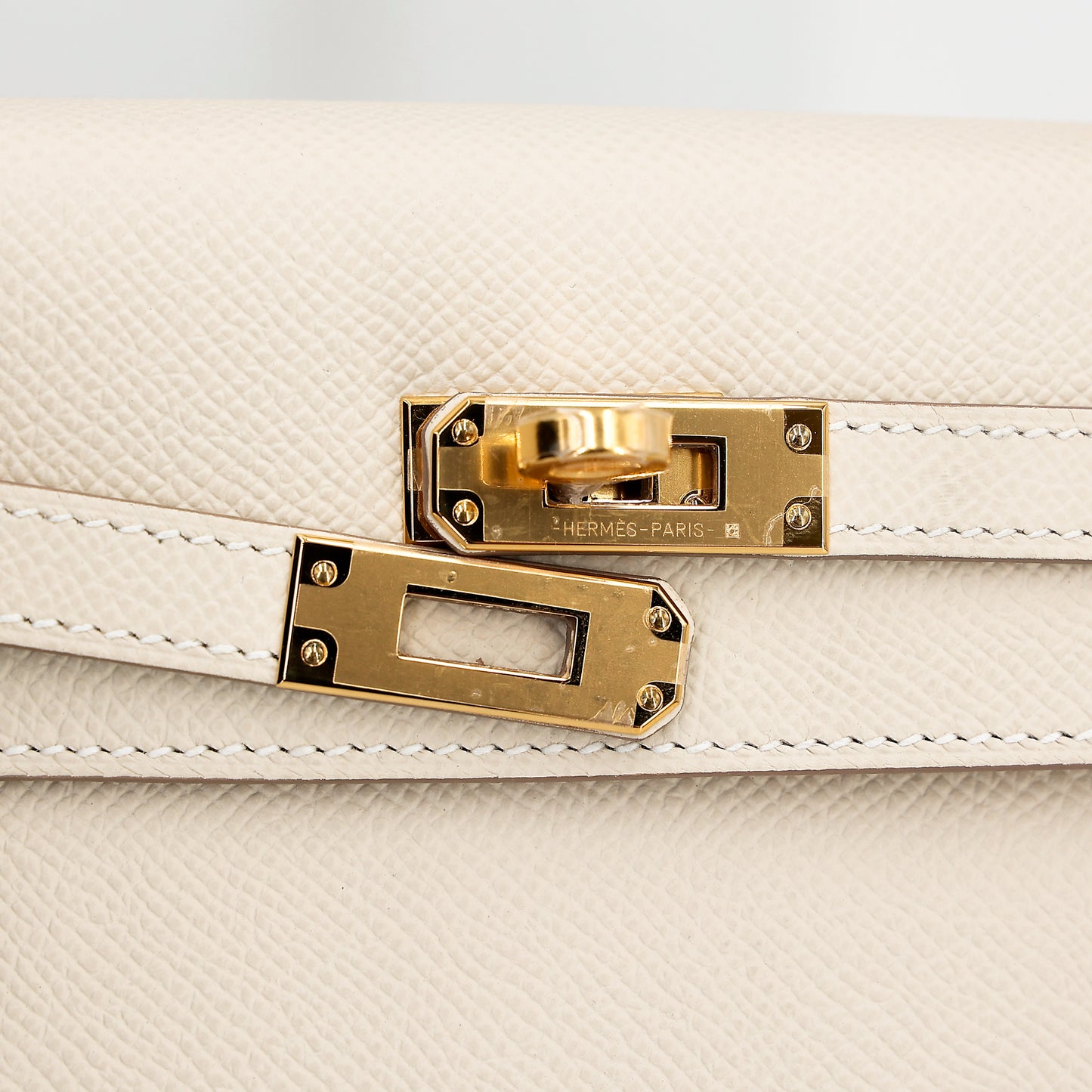 HERMÈS Kelly 25 Epsom Gold hardware (2024)