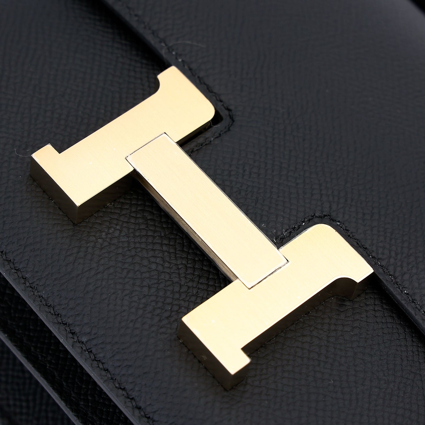 HERMÈS Constance Mini Noir (89) Epsom Brushed Gold hardware K (2025)