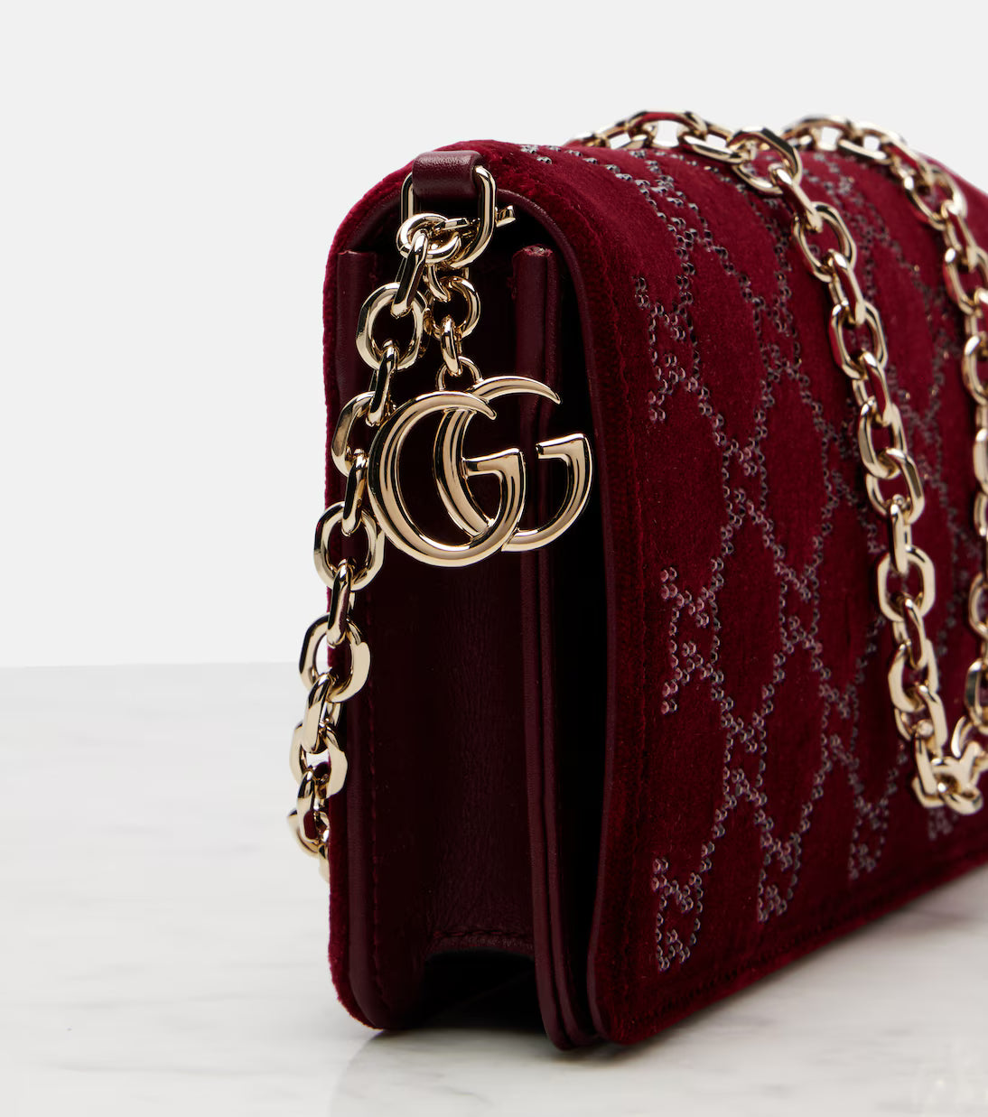Gucci Gucci GG Crystal velvet wallet on chain 2025