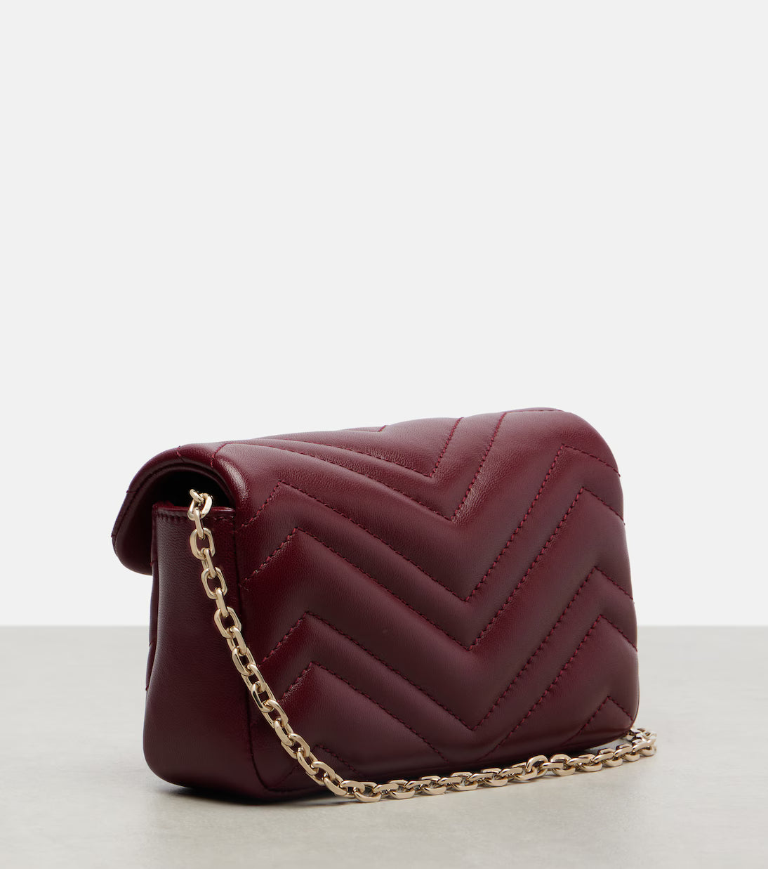 Gucci GG Marmont Mini leather shoulder bag 2025