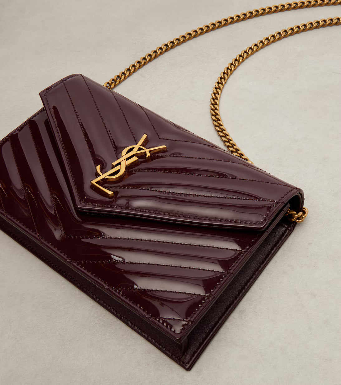 Saint Laurent Cassandre Envelope leather wallet on chain 2025
