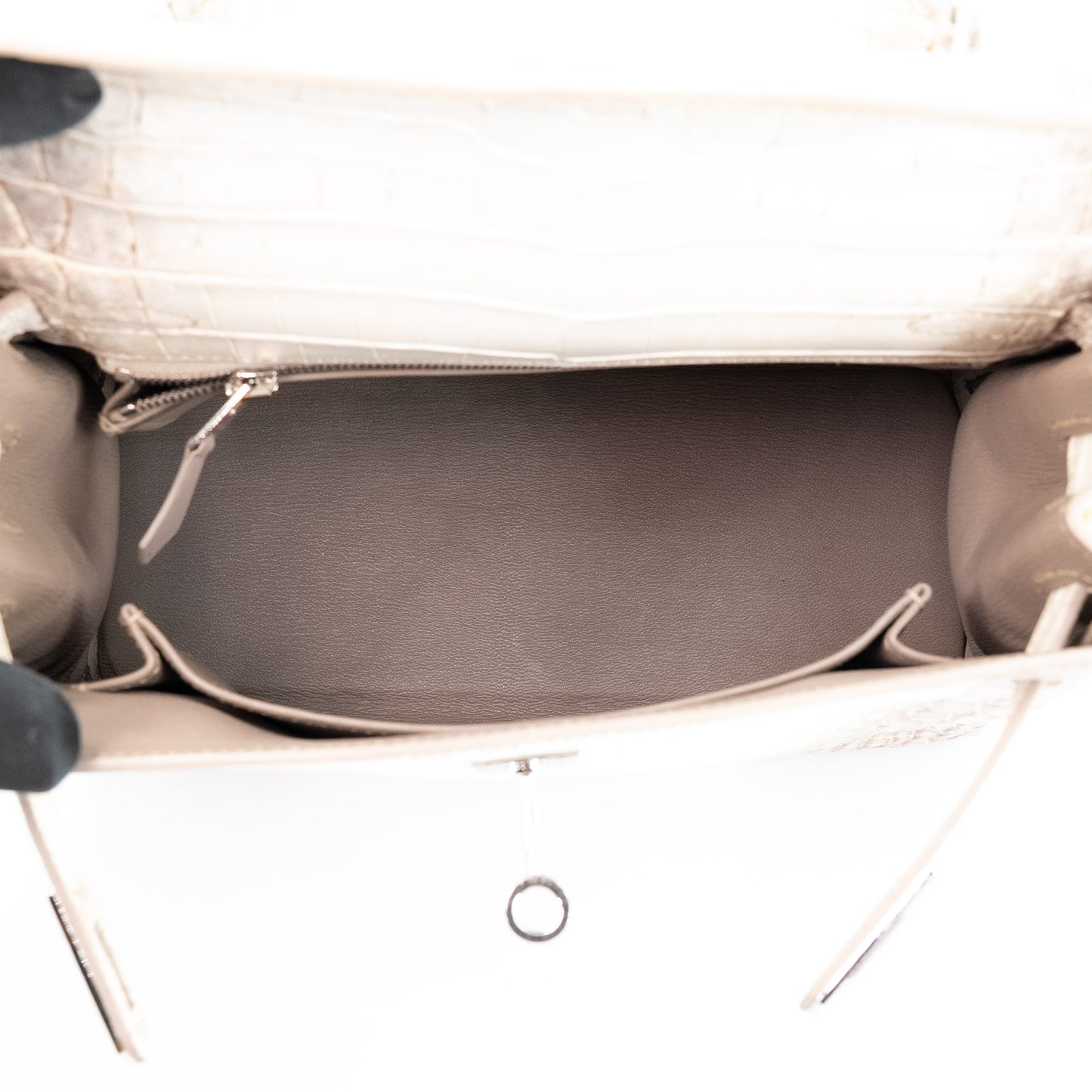 HERMÈS Limited Edition Kelly 25 Himalaya Matte Niloticus Crocodile Diamond White Gold hardware Z (2021)